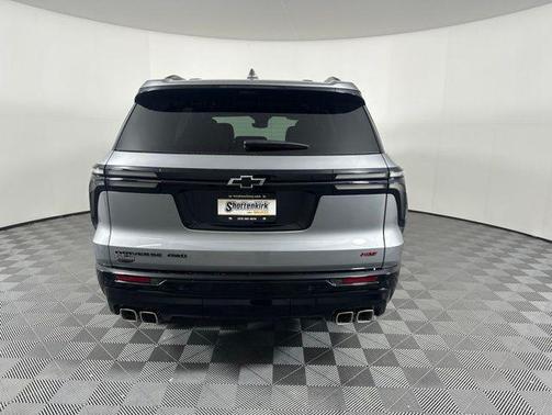Sterling Gray Metallic 2026 Chevrolet Traverse RS