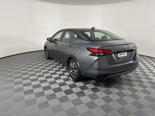 Gun Metallic 2023 Nissan Versa 1.6 SV