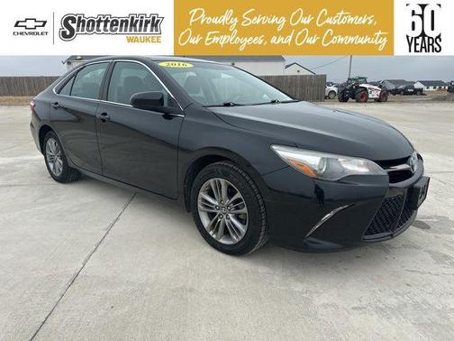 2016 Toyota Camry SE