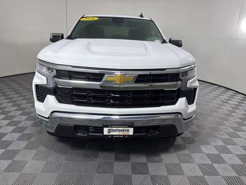 Summit White 2026 Chevrolet Silverado 1500 LT
