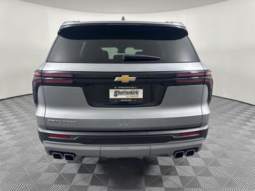 2025 Chevrolet Traverse LT Leather