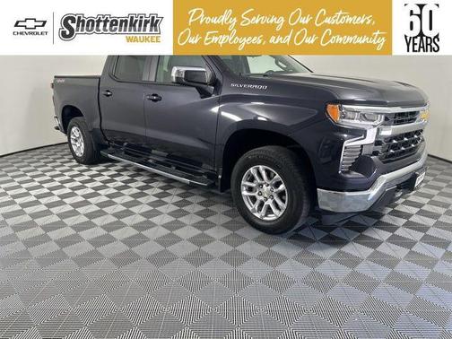 Dark Ash Metallic 2024 Chevrolet Silverado 1500 LT