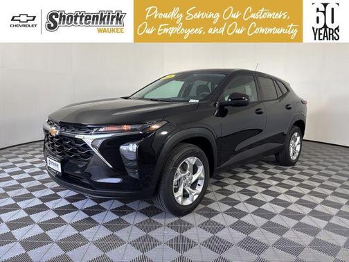 Mosaic Black Metallic 2026 Chevrolet Trax LS