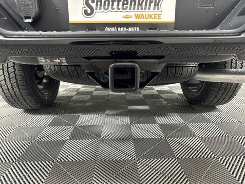 Black 2026 Chevrolet Colorado Z71