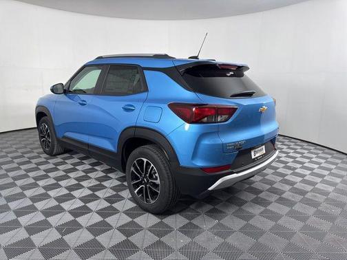 Marina Blue Metallic 2026 Chevrolet Trailblazer LT