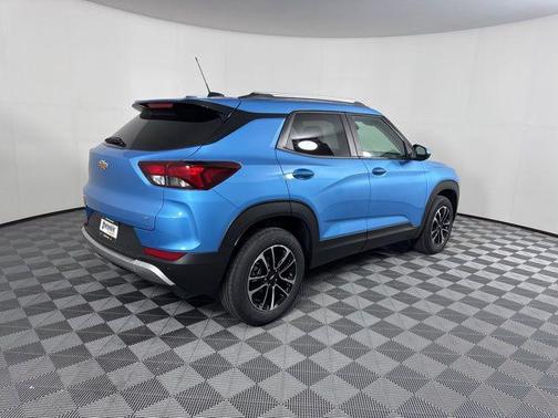 Marina Blue Metallic 2026 Chevrolet Trailblazer LT