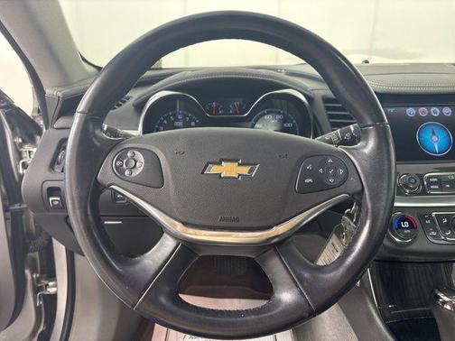 Silver Ice Metallic 2017 Chevrolet Impala 1LT