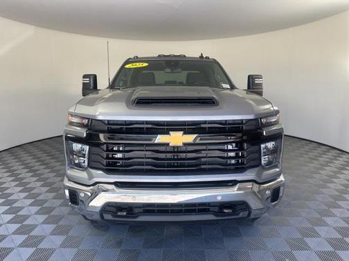2025 Chevrolet Silverado 3500 WT