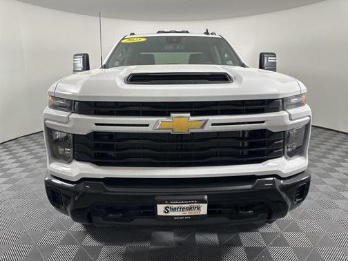 2025 Chevrolet Silverado 2500 Custom
