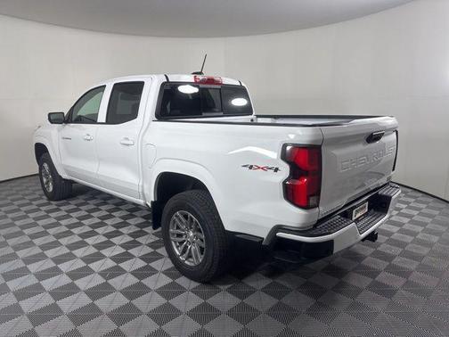 Summit White 2026 Chevrolet Colorado LT