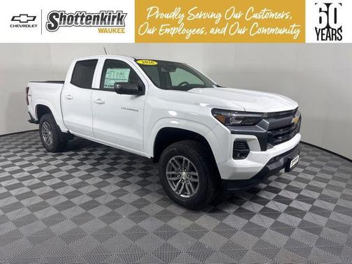 Summit White 2026 Chevrolet Colorado LT