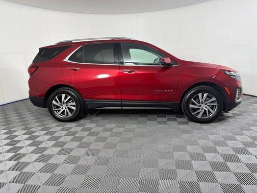 Radiant Red Tintcoat 2023 Chevrolet Equinox Premier w/1LZ