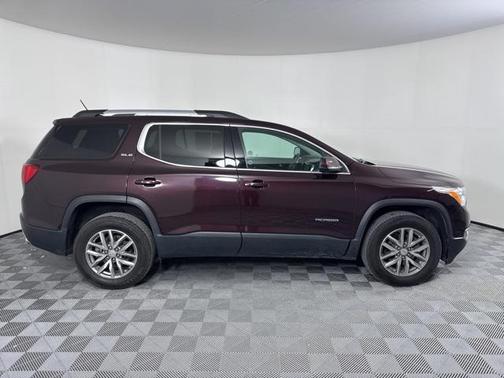 2018 GMC Acadia SLE-2