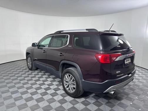 2018 GMC Acadia SLE-2