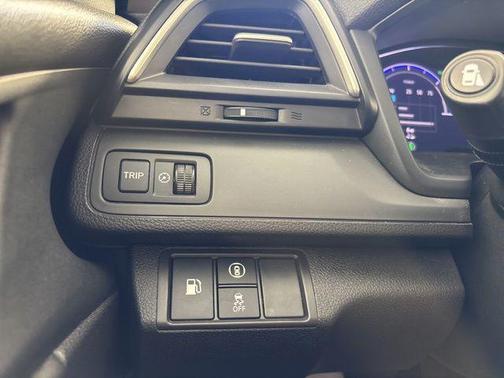 White 2019 Honda Insight Touring