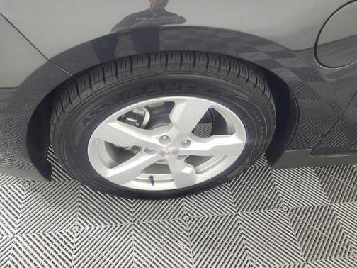2014 Chevrolet Volt Base