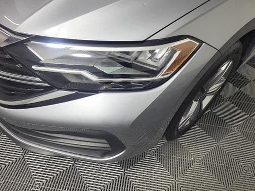 2022 Volkswagen Jetta 1.5T SE
