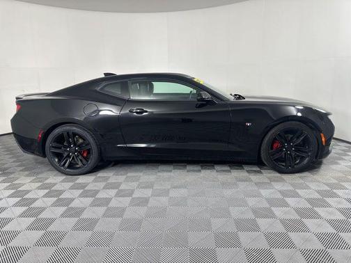 2017 Chevrolet Camaro 2LT