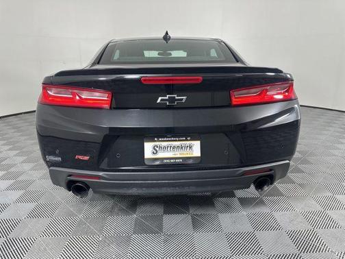 2017 Chevrolet Camaro 2LT