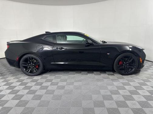 2017 Chevrolet Camaro 2LT