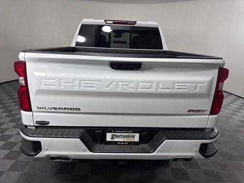 Summit White 2026 Chevrolet Silverado 1500 RST