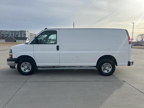 2024 Chevrolet Express 2500 RWD 2500 Regular Wheelbase WT