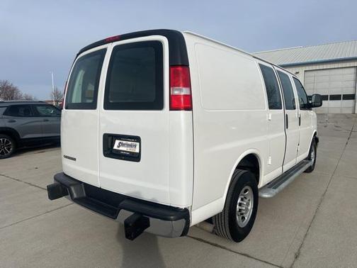 2024 Chevrolet Express 2500 RWD 2500 Regular Wheelbase WT