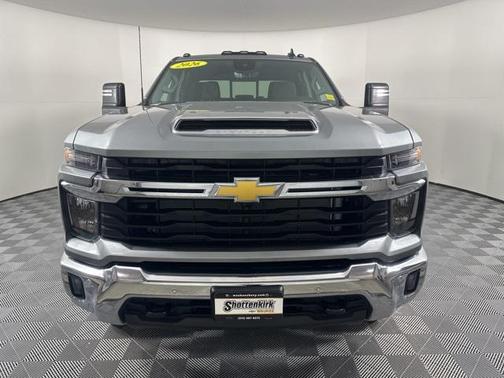 2026 Chevrolet Silverado 3500 LT