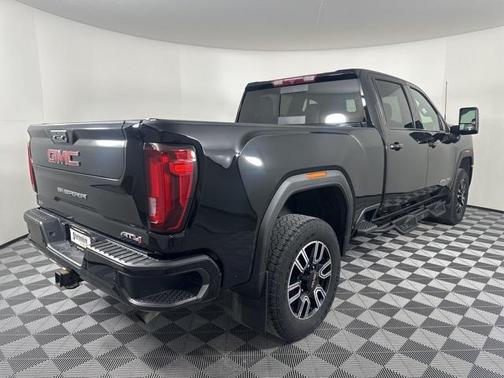 2022 GMC Sierra 2500 AT4