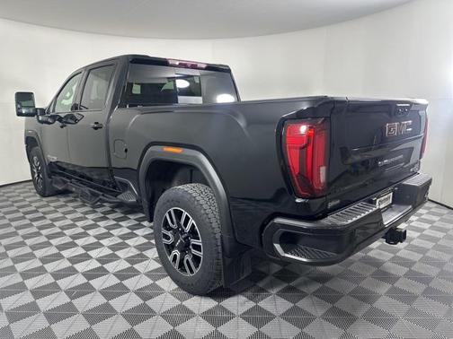 2022 GMC Sierra 2500 AT4