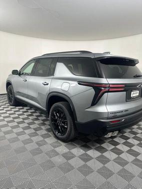 Sterling Gray Metallic 2026 Chevrolet Traverse LT