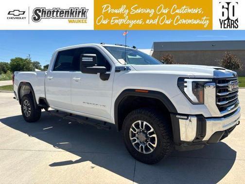 Summit White 2024 GMC Sierra 2500 SLE