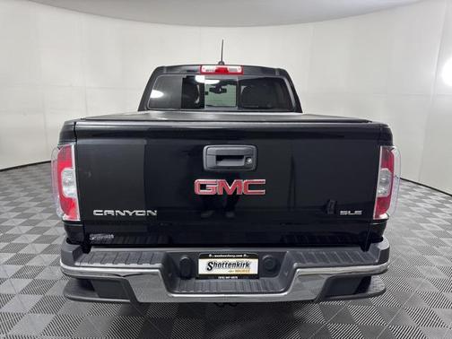 2016 GMC Canyon SLE