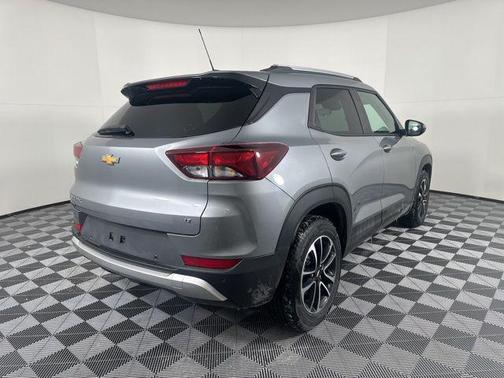 Sterling Gray Metallic 2026 Chevrolet Trailblazer LT