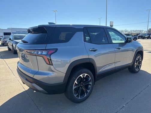 Sterling Gray Metallic 2026 Chevrolet Equinox 1LT