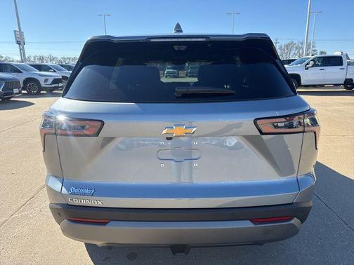 Sterling Gray Metallic 2026 Chevrolet Equinox 1LT