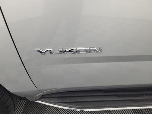 2016 GMC Yukon SLE