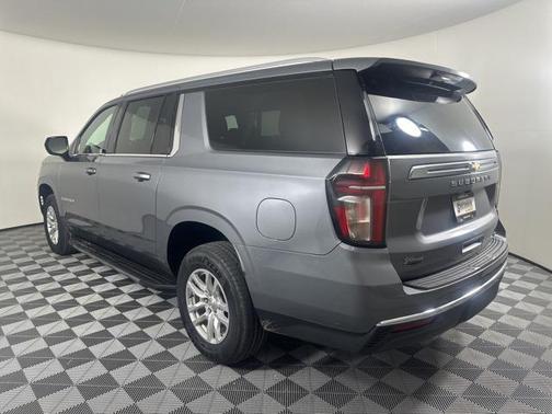 2021 Chevrolet Suburban LT