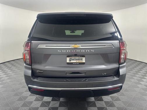 2021 Chevrolet Suburban LT