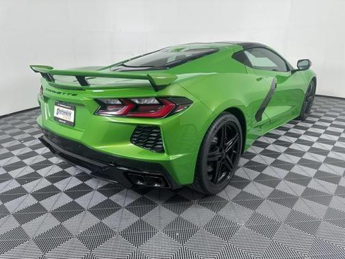 2026 Chevrolet Corvette Stingray w/2LT