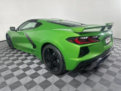 2026 Chevrolet Corvette Stingray w/2LT