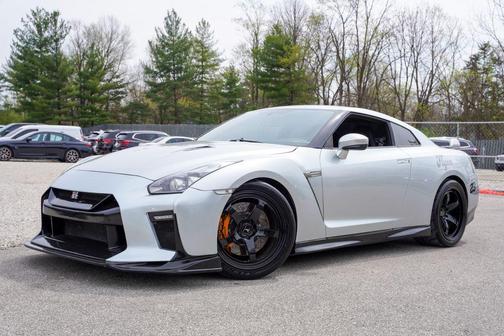 2010 Nissan GT-R Premium