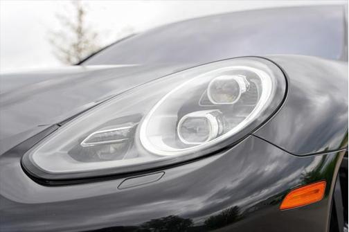 2014 Porsche Panamera 4S Executive