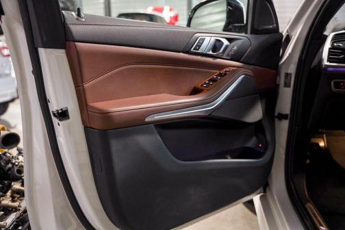 2023 BMW X5 PHEV xDrive45e