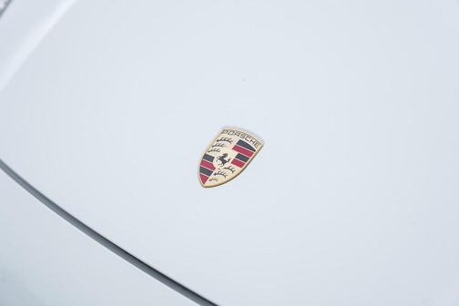 2018 Porsche Cayenne Platinum Edition