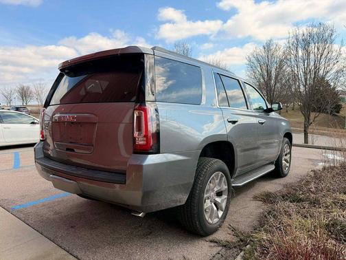 2020 GMC Yukon SLT Standard Edition
