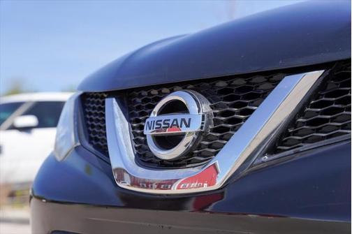 2018 Nissan Rogue Sport SV