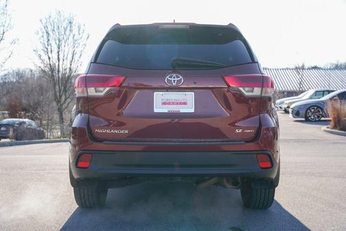 2017 Toyota Highlander SE