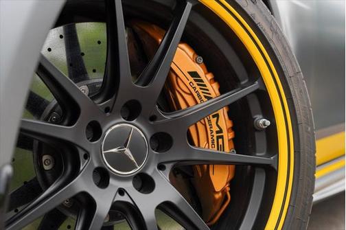 2017 Mercedes-Benz AMG C 63 S