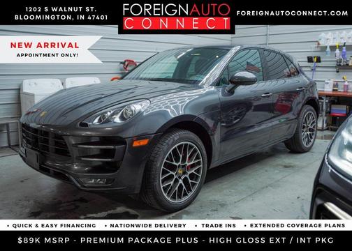 2018 Porsche Macan Turbo w/Performance Package